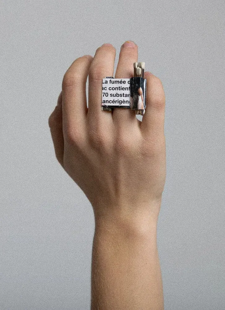 ring hand photo